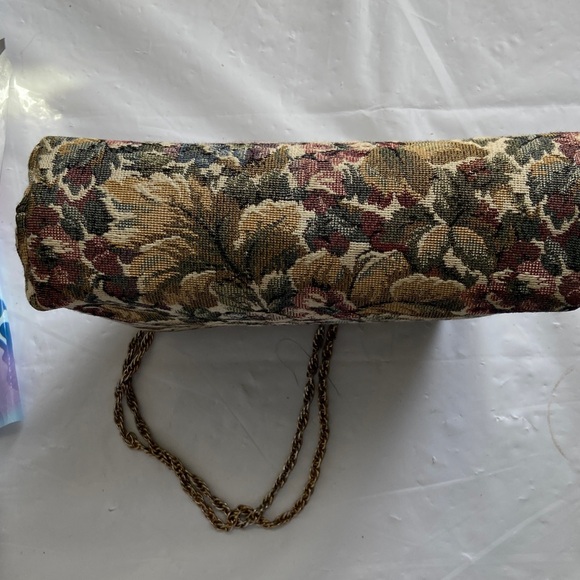 VNTG HL Floral Tapestry Chain Strap Bag made in USA - Picture 8 of 8